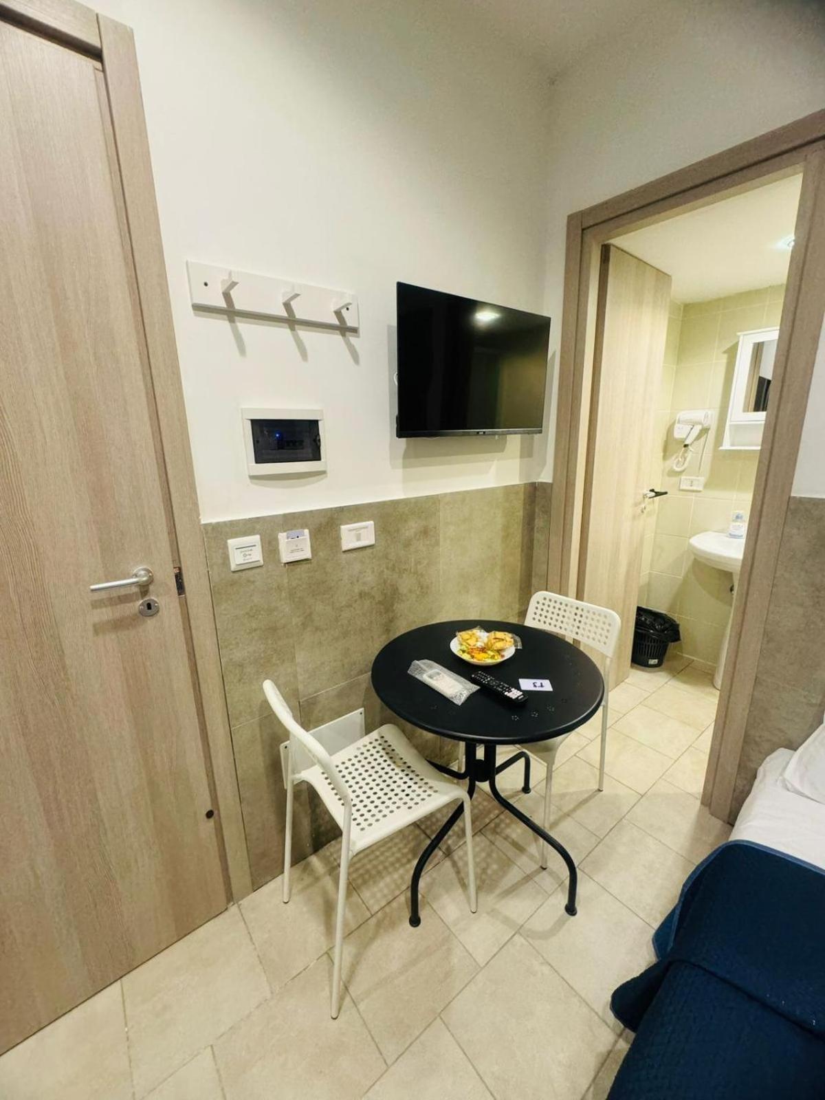Terrazza Miracoli Napoli Apart otel Dış mekan fotoğraf